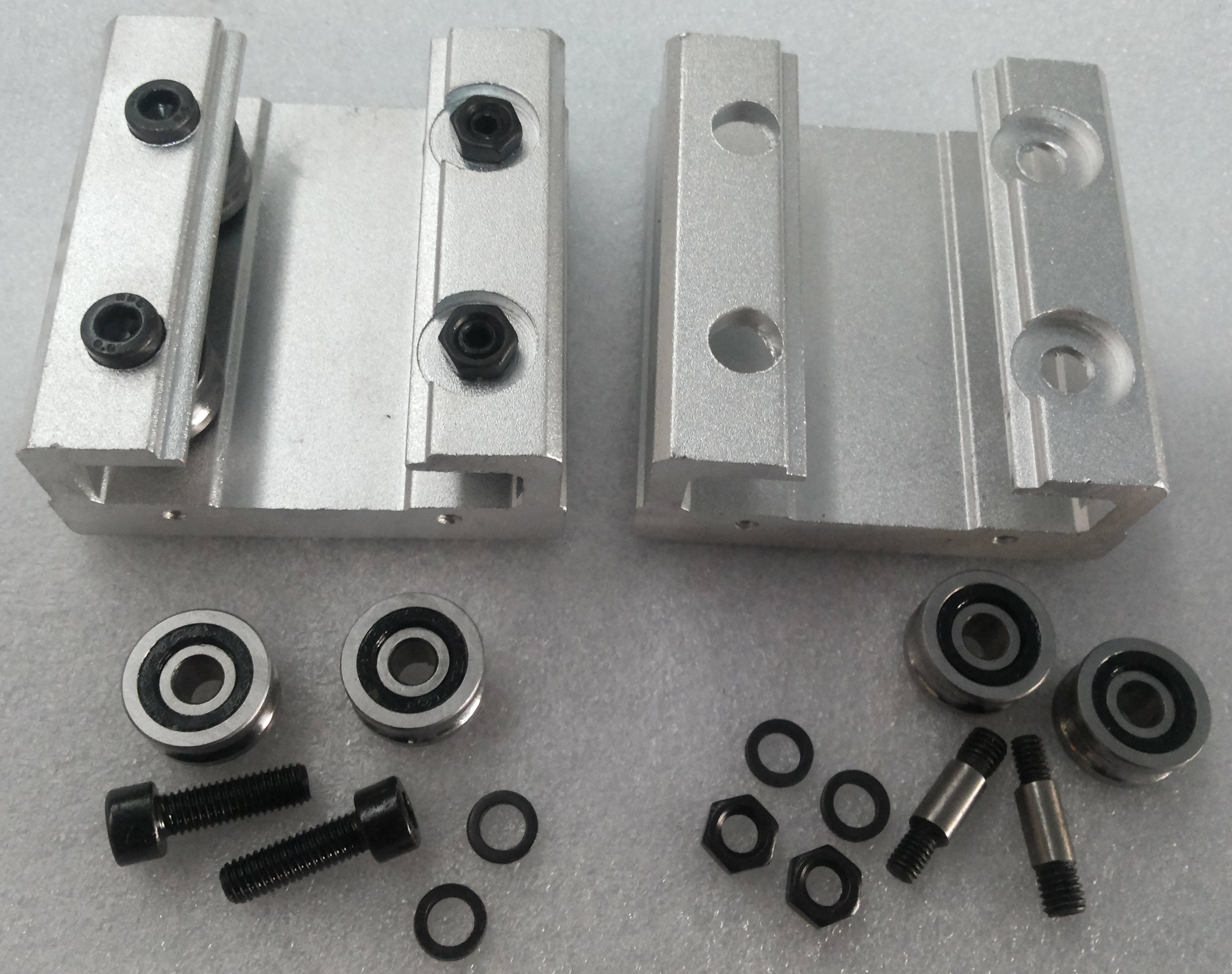 雙軸心導(dǎo)軌滑塊 Bearings